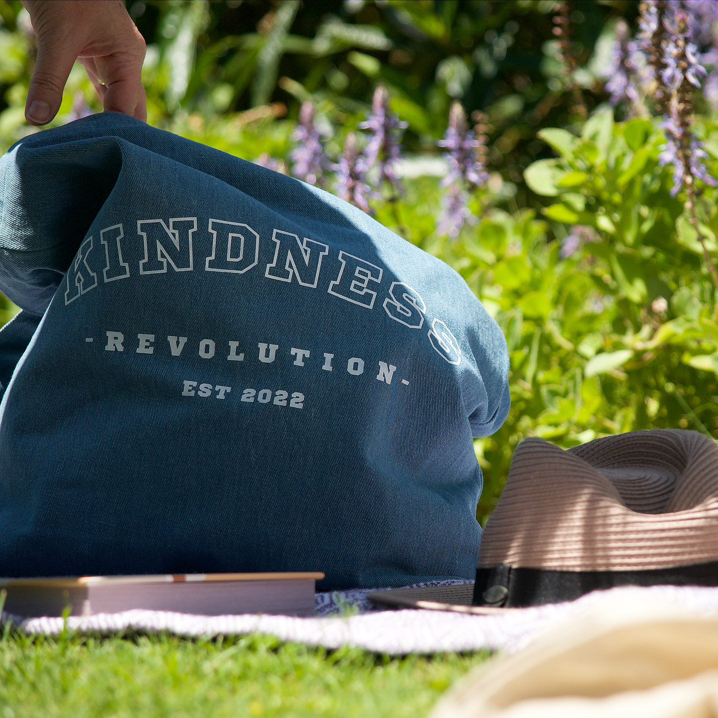 KINDNESS REVOLUTION - TOTE BAGS