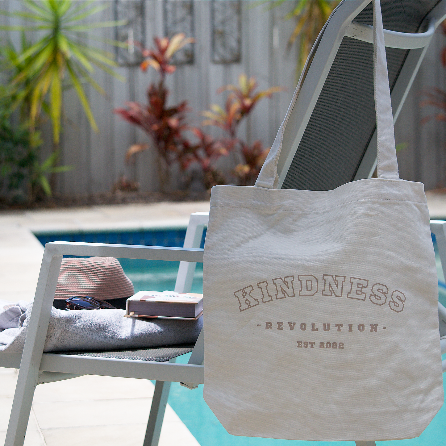 KINDNESS REVOLUTION - TOTE BAGS